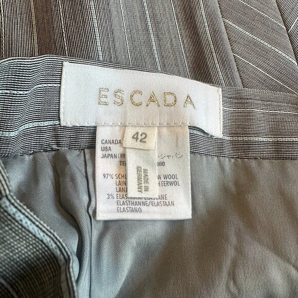 Escada Grey Pinstripe Pencil Skirt New Wool Luxury Office Size 42 Large Women's - Picture 9 of 10